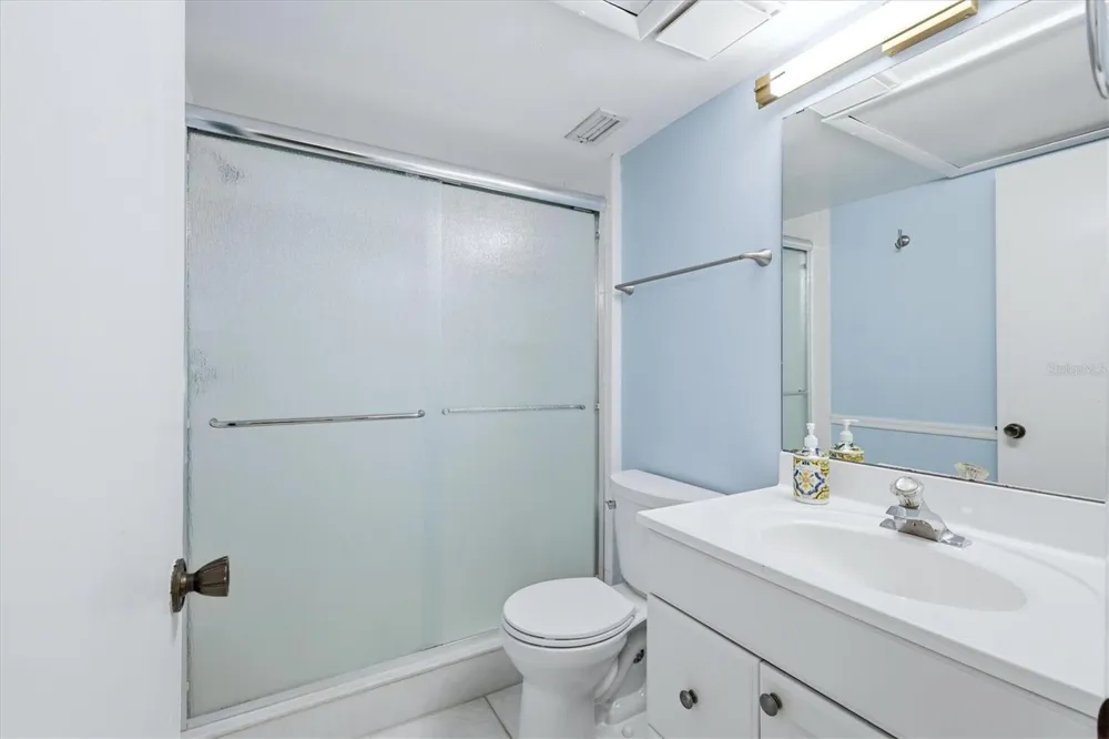 4528 LONGWATER #35 Sarasota, FL 34235
