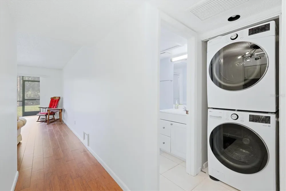 4528 LONGWATER #35 Sarasota, FL 34235