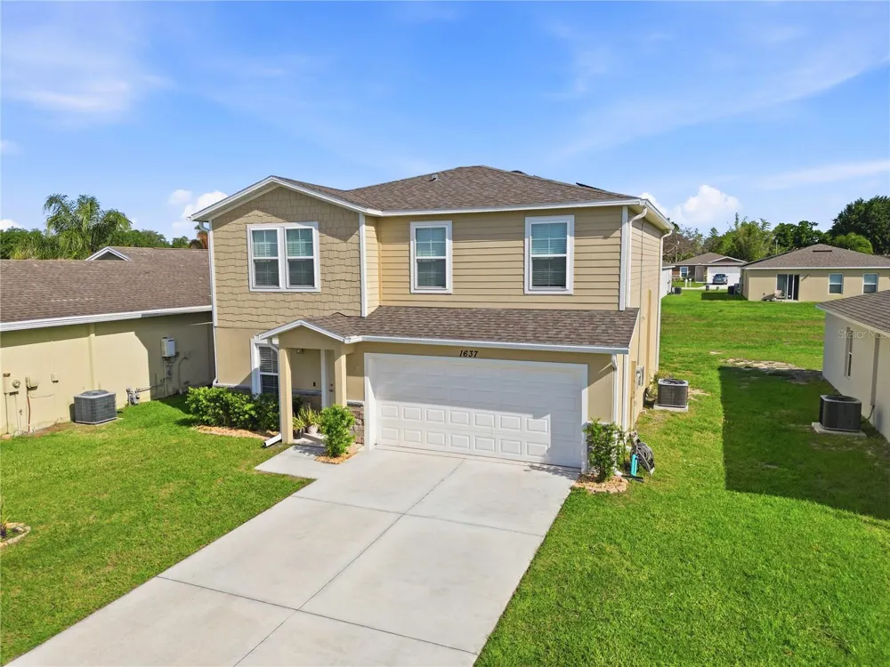 1637 MARBLE STREET Sebring, FL 33870