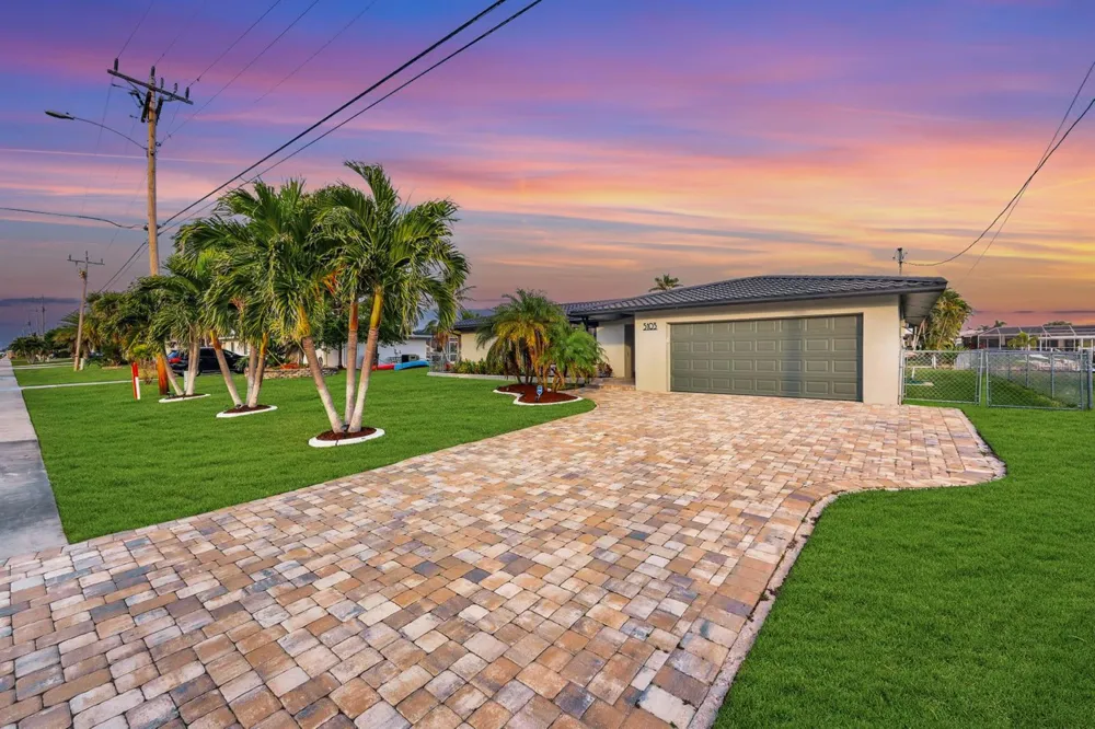5103 PELICAN BOULEVARD Cape Coral, FL 33914