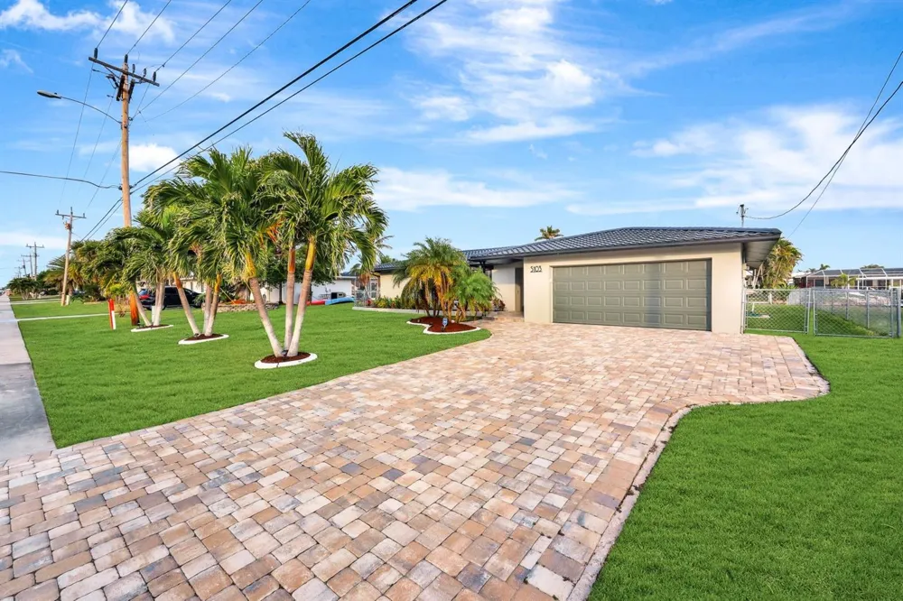 5103 PELICAN BOULEVARD Cape Coral, FL 33914