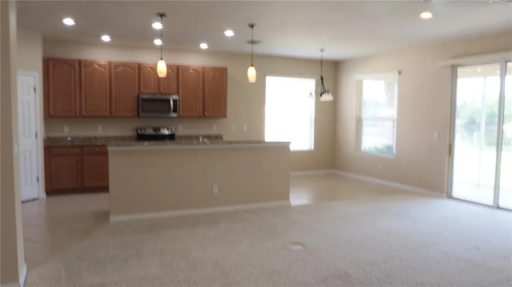 2552 HOBBLEBRUSH DRIVE North Port, FL 34289