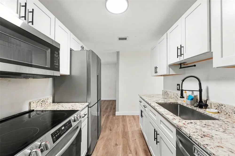 9346 89TH AVE Seminole, FL 33777