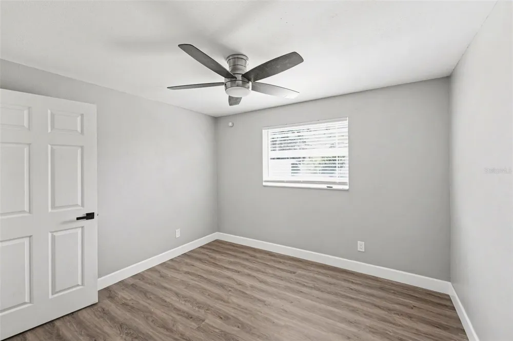 9346 89TH AVE Seminole, FL 33777