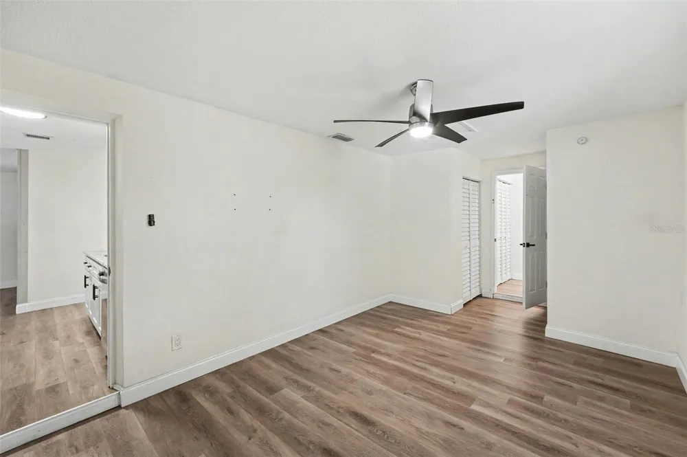 9346 89TH AVE Seminole, FL 33777