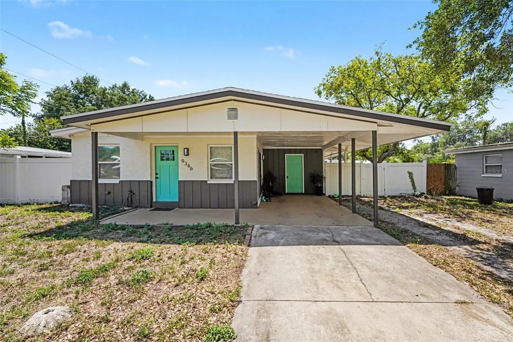 9346 89TH AVE Seminole, FL 33777
