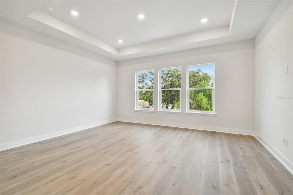 812 W ORIENT STREET Tampa, FL 33603