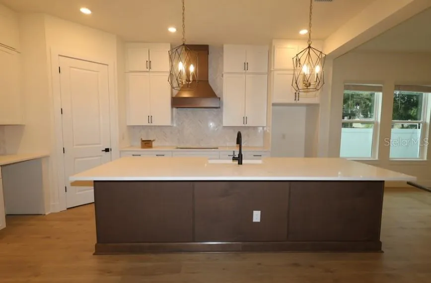 812 W ORIENT STREET Tampa, FL 33603