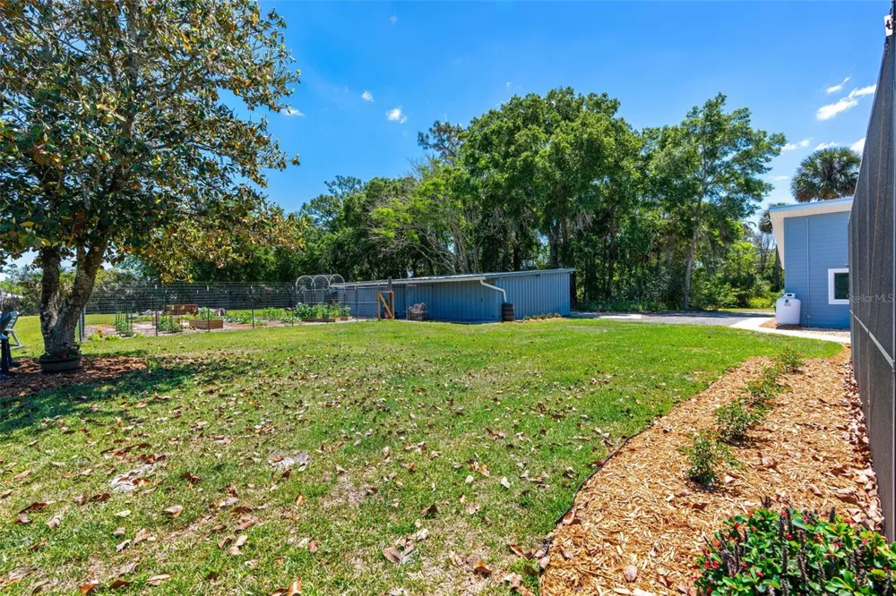 650 OLD MIMS ROAD Geneva, FL 32732
