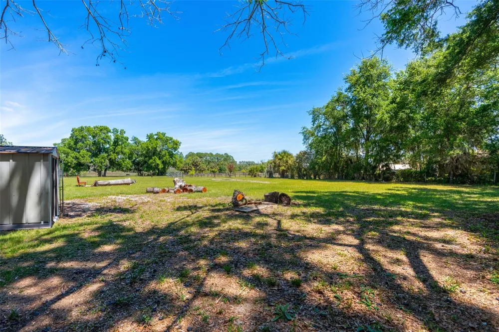 650 OLD MIMS ROAD Geneva, FL 32732