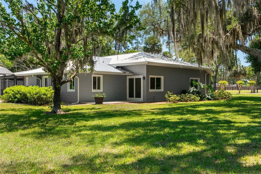 650 OLD MIMS ROAD Geneva, FL 32732
