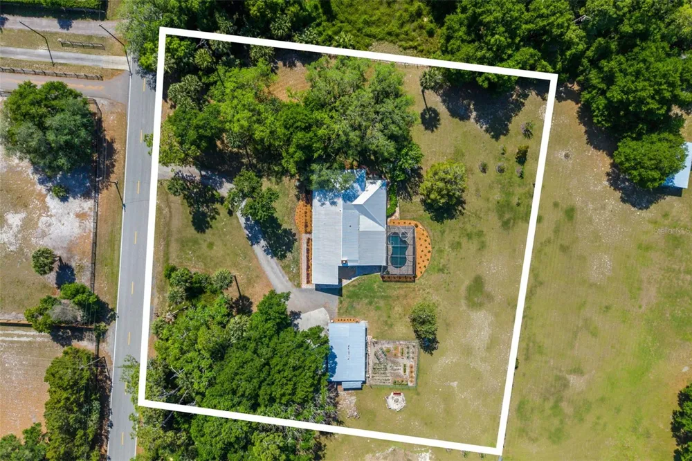 650 OLD MIMS ROAD Geneva, FL 32732