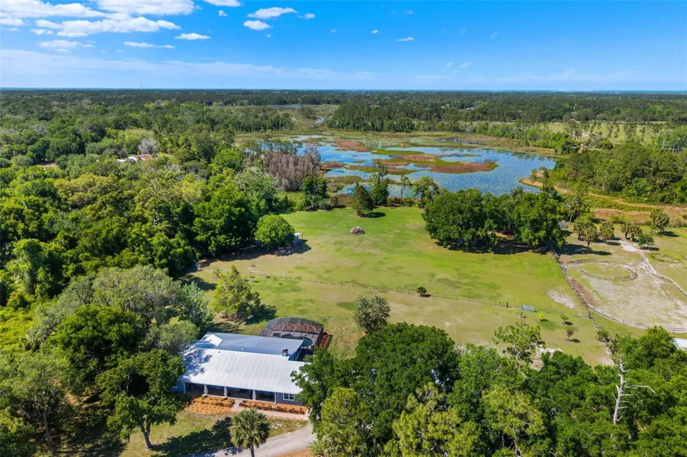 650 OLD MIMS ROAD Geneva, FL 32732