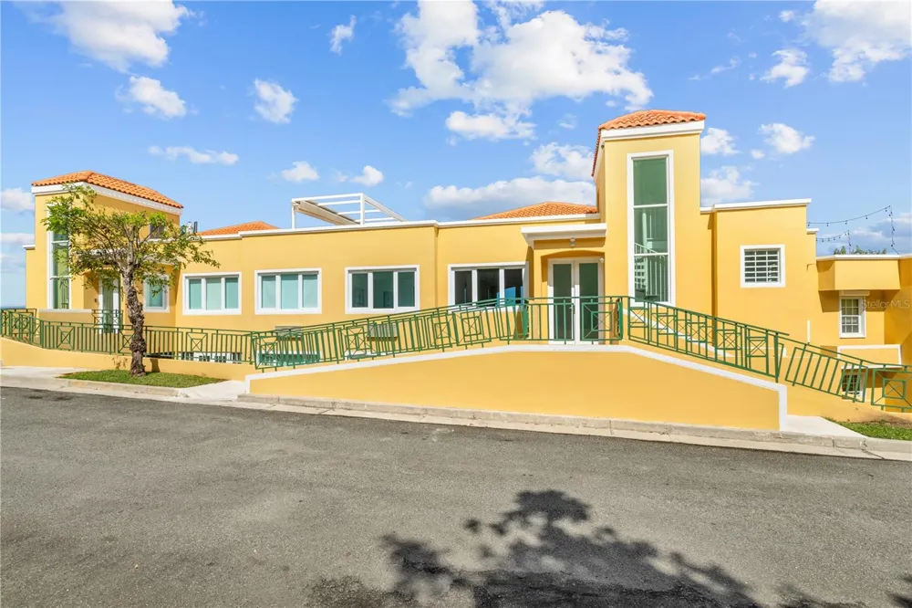10 I #202 Rio Grande, PR 00745