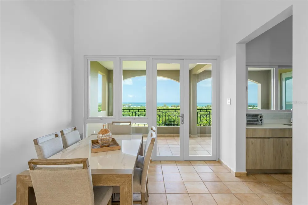 10 I #202 Rio Grande, PR 00745