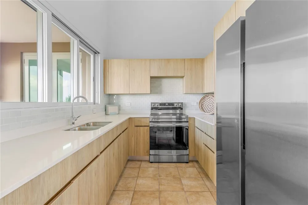 10 I #202 Rio Grande, PR 00745