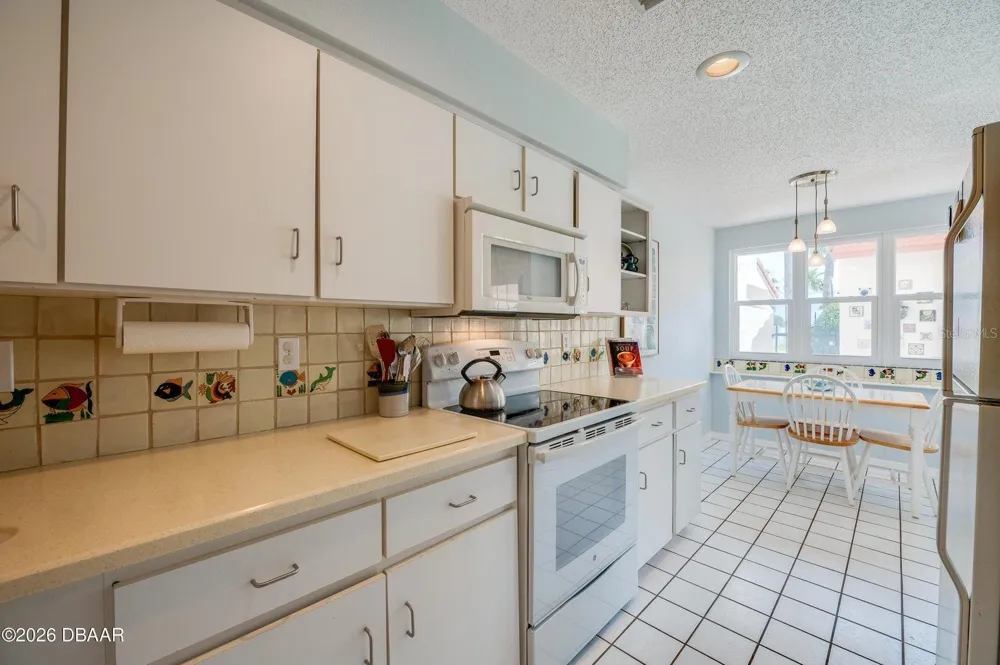 226 FLORIDA SHORES BOULEVARD Daytona Beach, FL 32118