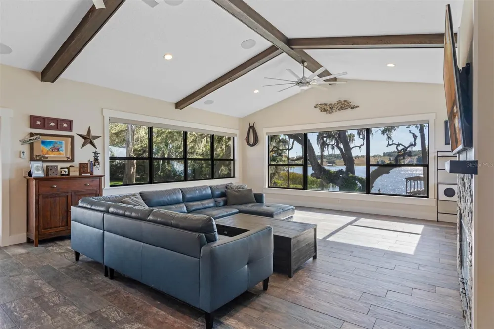 17531 COUNTY ROAD 455 Montverde, FL 34756