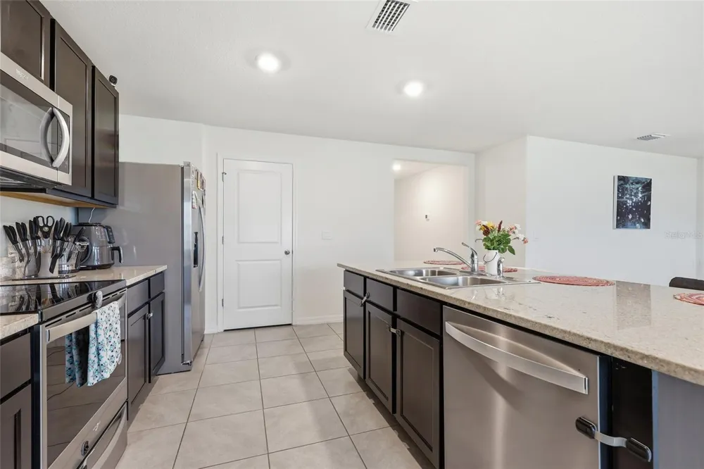 19142 NW 164TH ROAD High Springs, FL 32643
