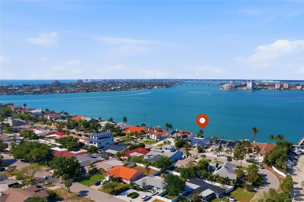 155 1ST STREET W Tierra Verde, FL 33715