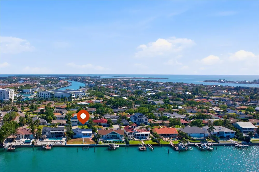 155 1ST STREET W Tierra Verde, FL 33715