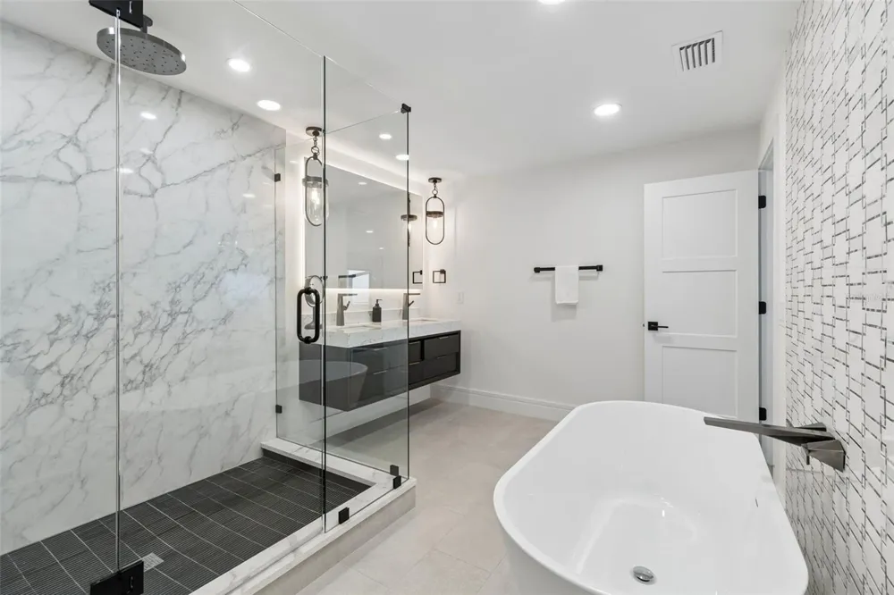 930 ELDORADO AVENUE Clearwater Beach, FL 33767