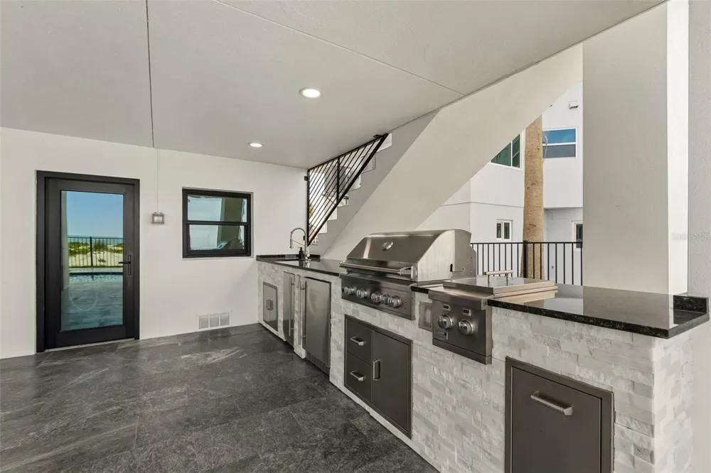 930 ELDORADO AVENUE Clearwater Beach, FL 33767