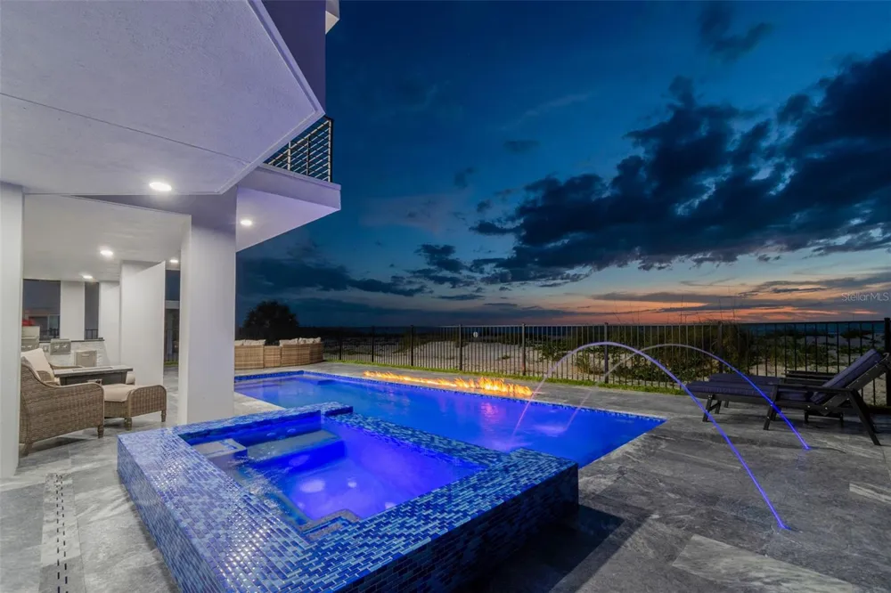 930 ELDORADO AVENUE Clearwater Beach, FL 33767