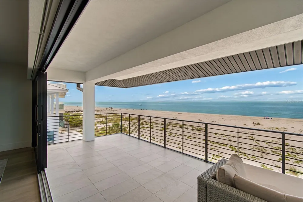 930 ELDORADO AVENUE Clearwater Beach, FL 33767
