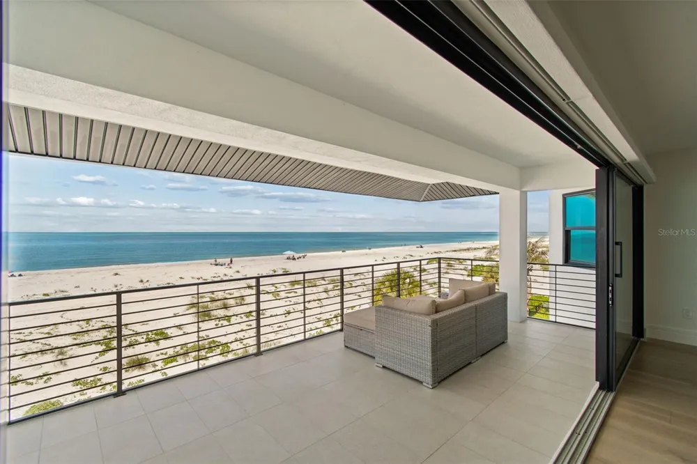 930 ELDORADO AVENUE Clearwater Beach, FL 33767