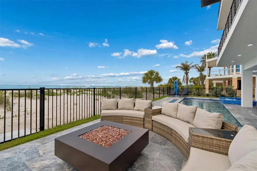930 ELDORADO AVENUE Clearwater Beach, FL 33767