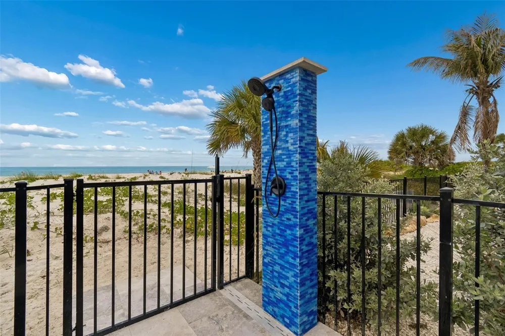 930 ELDORADO AVENUE Clearwater Beach, FL 33767