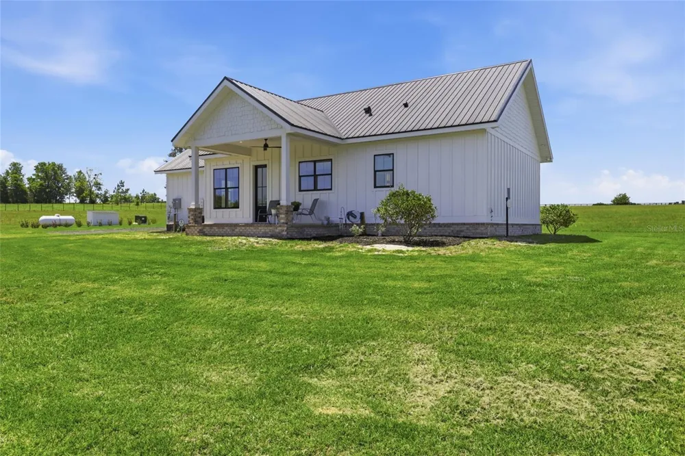 18605 NW COUNTY ROAD 235A Alachua, FL 32615