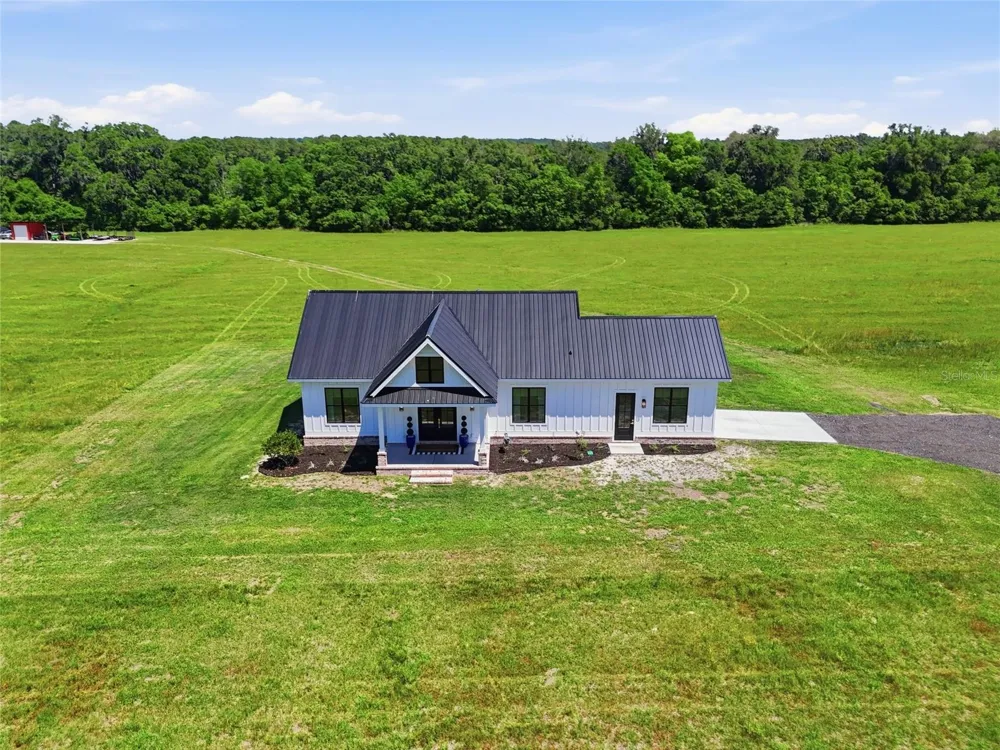 18605 NW COUNTY ROAD 235A Alachua, FL 32615