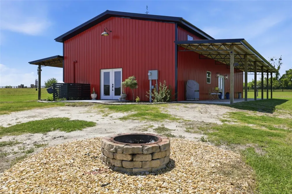 18605 NW COUNTY ROAD 235A Alachua, FL 32615