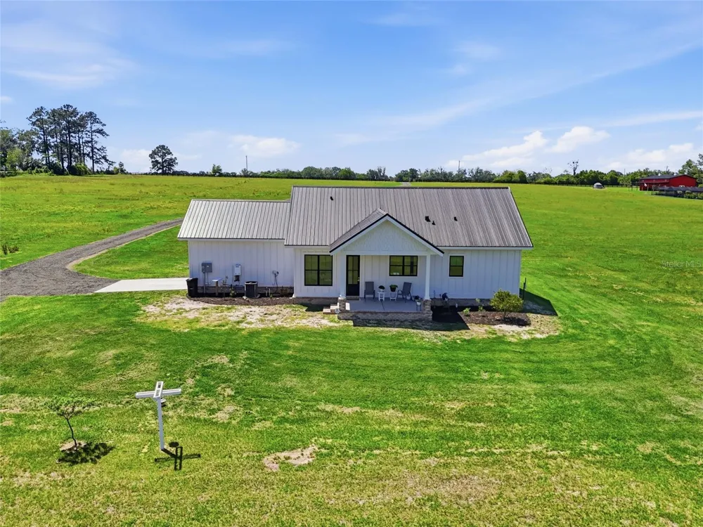 18605 NW COUNTY ROAD 235A Alachua, FL 32615