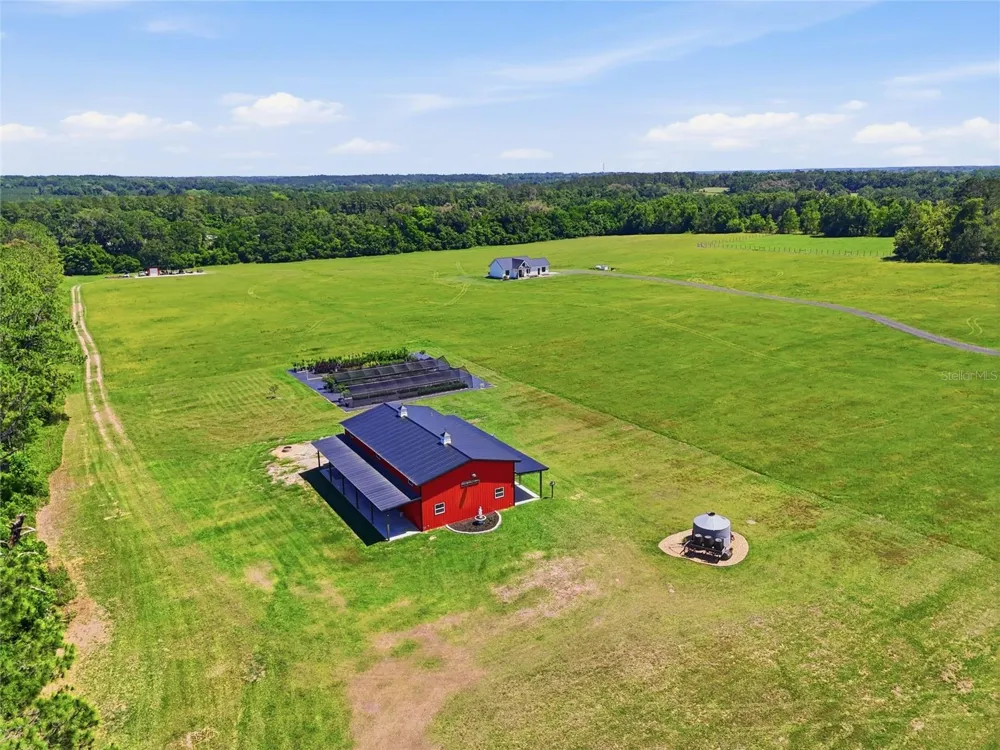 18605 NW COUNTY ROAD 235A Alachua, FL 32615