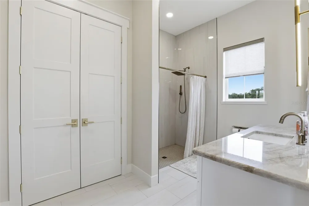 18605 NW COUNTY ROAD 235A Alachua, FL 32615