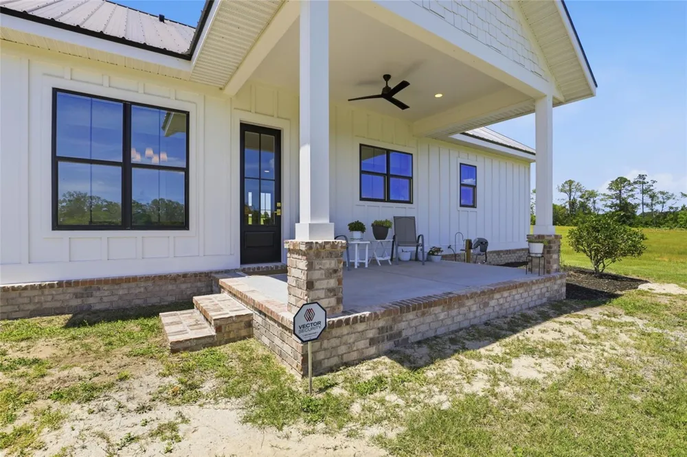 18605 NW COUNTY ROAD 235A Alachua, FL 32615