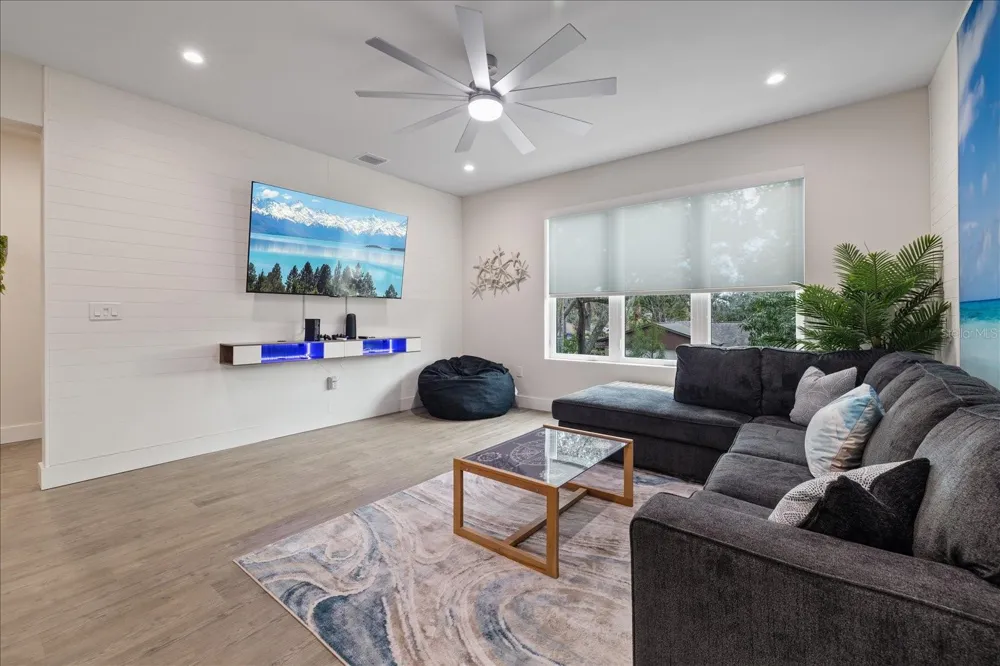 623 PETIT WAY Largo, FL 33770