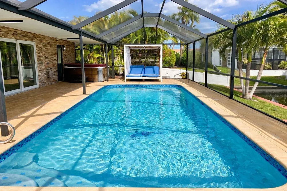808 SW 52ND STREET Cape Coral, FL 33914