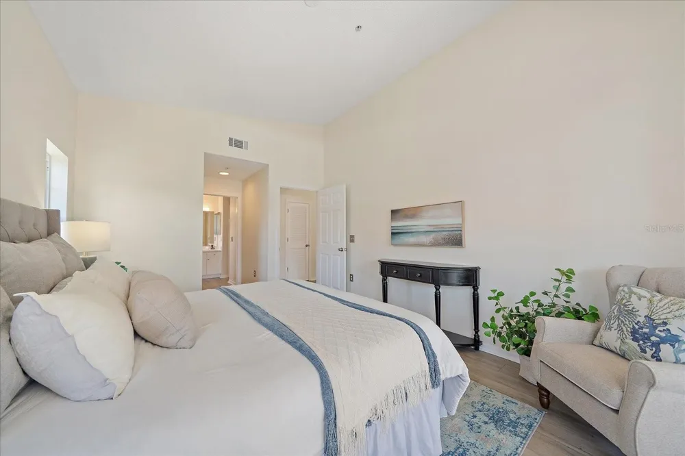 4256 CENTRAL SARASOTA PARKWAY #321 Sarasota, FL 34238