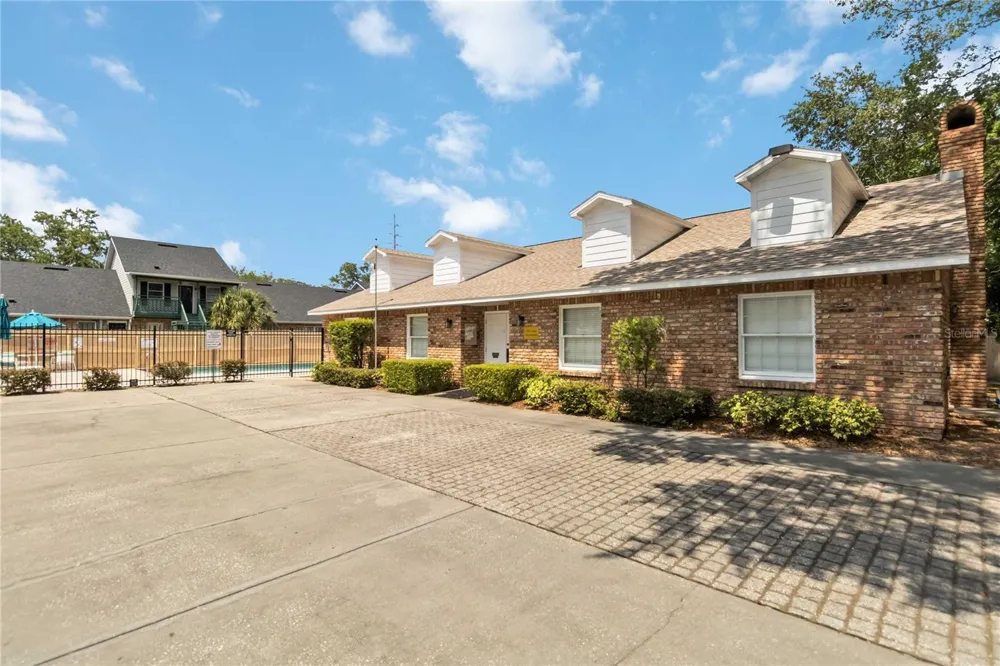 1144 MONROE AVENUE St Cloud, FL 34769