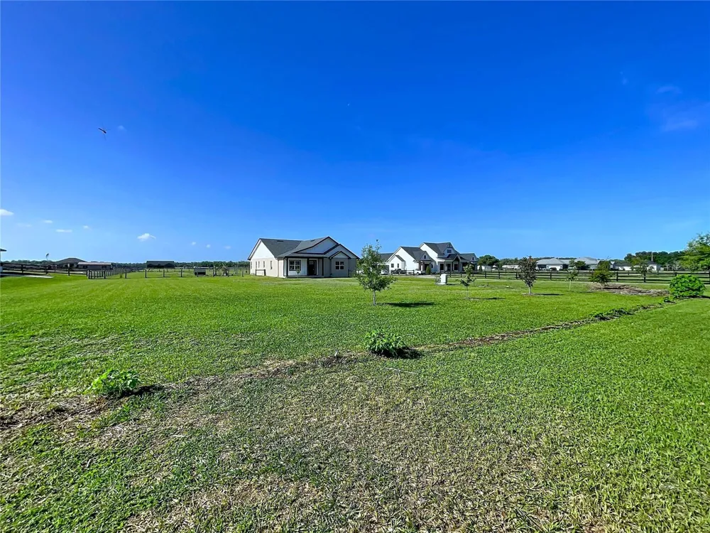 3063 ENGLISH ROAD Plant City, FL 33567