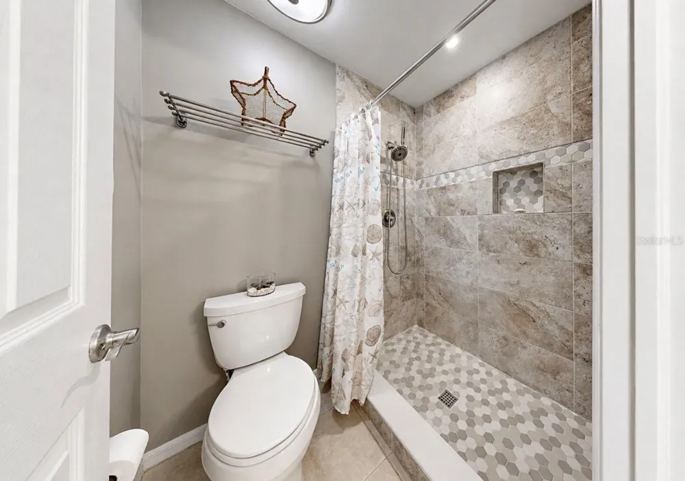319 LINGER LANE Sun City Center, FL 33573