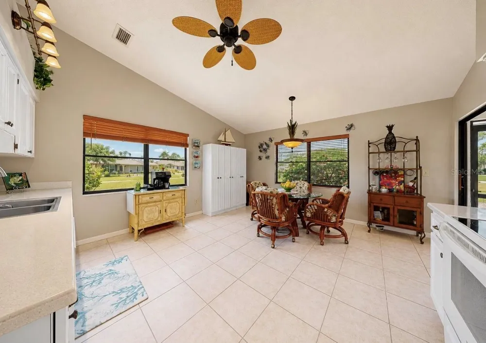 319 LINGER LANE Sun City Center, FL 33573
