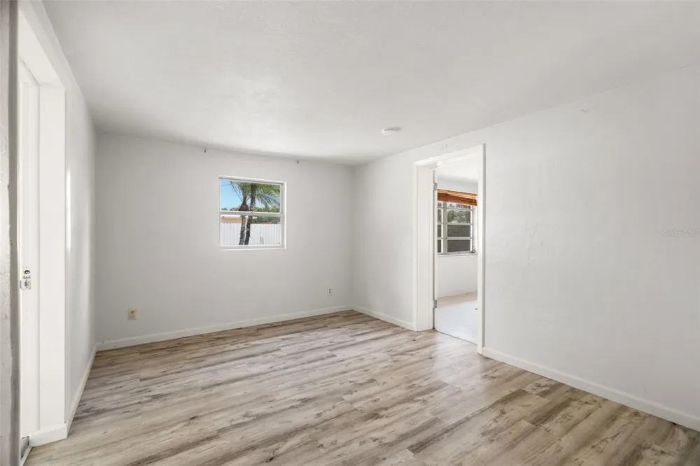 2027 E VALENCIA WAY E Clearwater, FL 33764