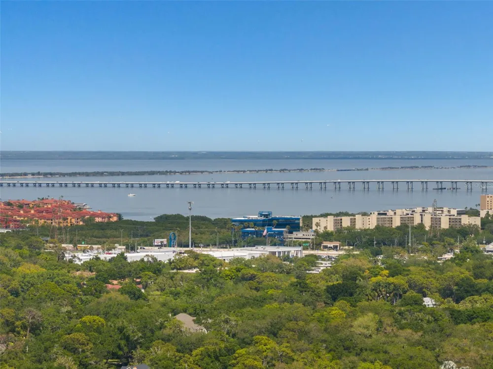 2027 E VALENCIA WAY E Clearwater, FL 33764
