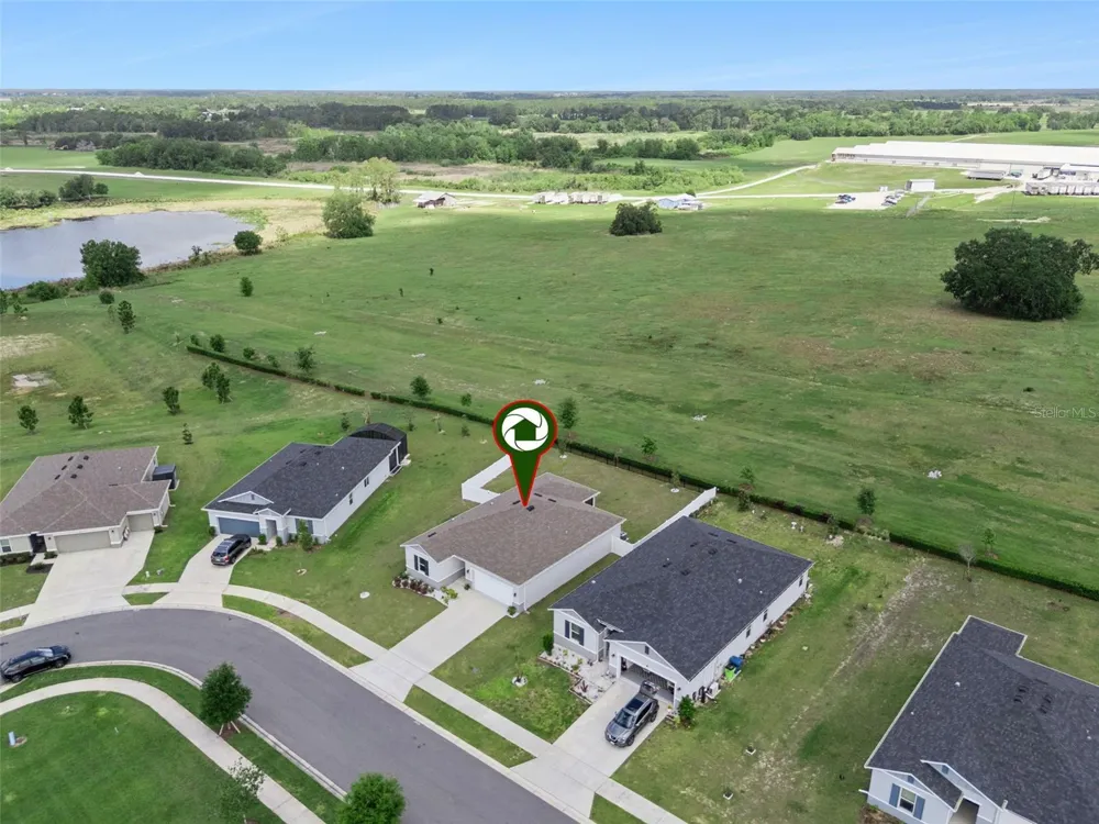 1682 LITTLELEAF BOXWOOD LOOP Mascotte, FL 34753