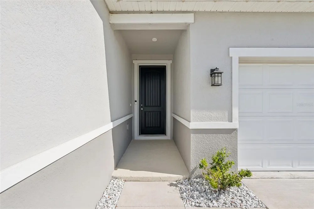 1682 LITTLELEAF BOXWOOD LOOP Mascotte, FL 34753